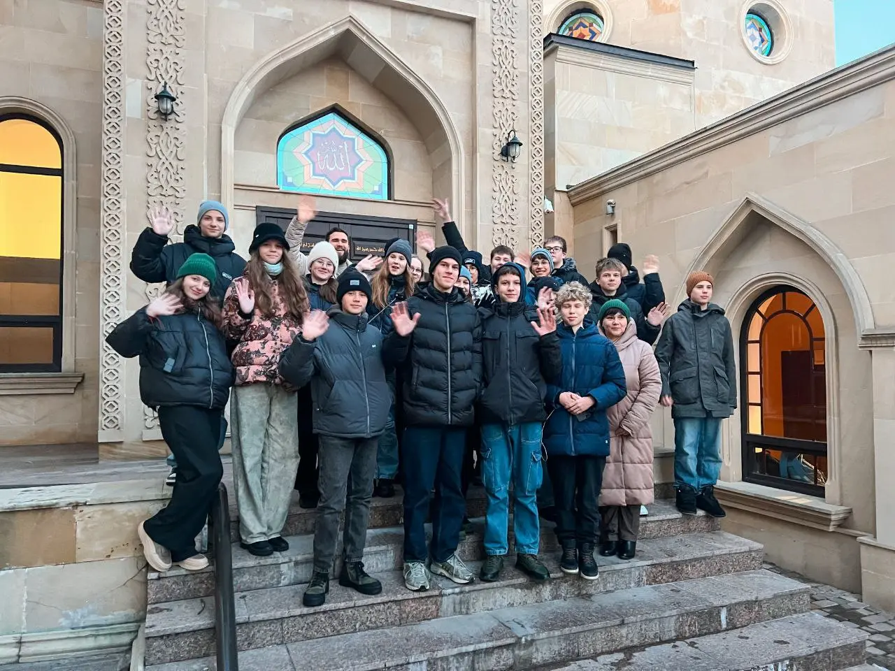 Із екскурсією до Київської соборної мечеті «ар-Рахма» завітала група школярів