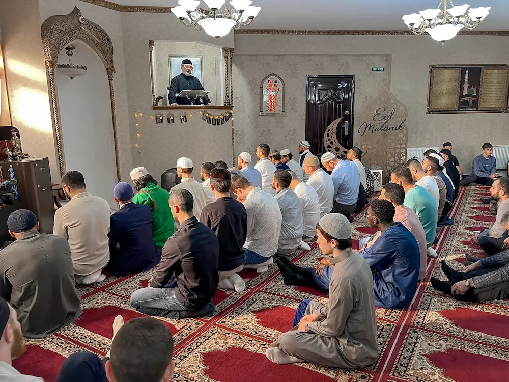В мечети Полтавы отметили праздник «'Ид аль-Фитр