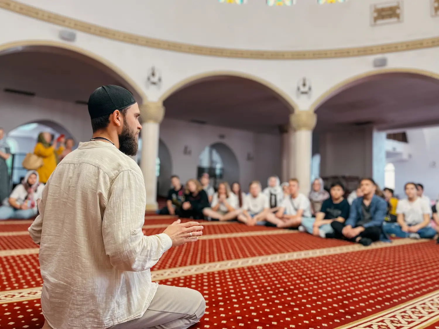 Близько 40 школярів завітали до Київської соборної мечеті «ар-Рахма» на екскурсію 