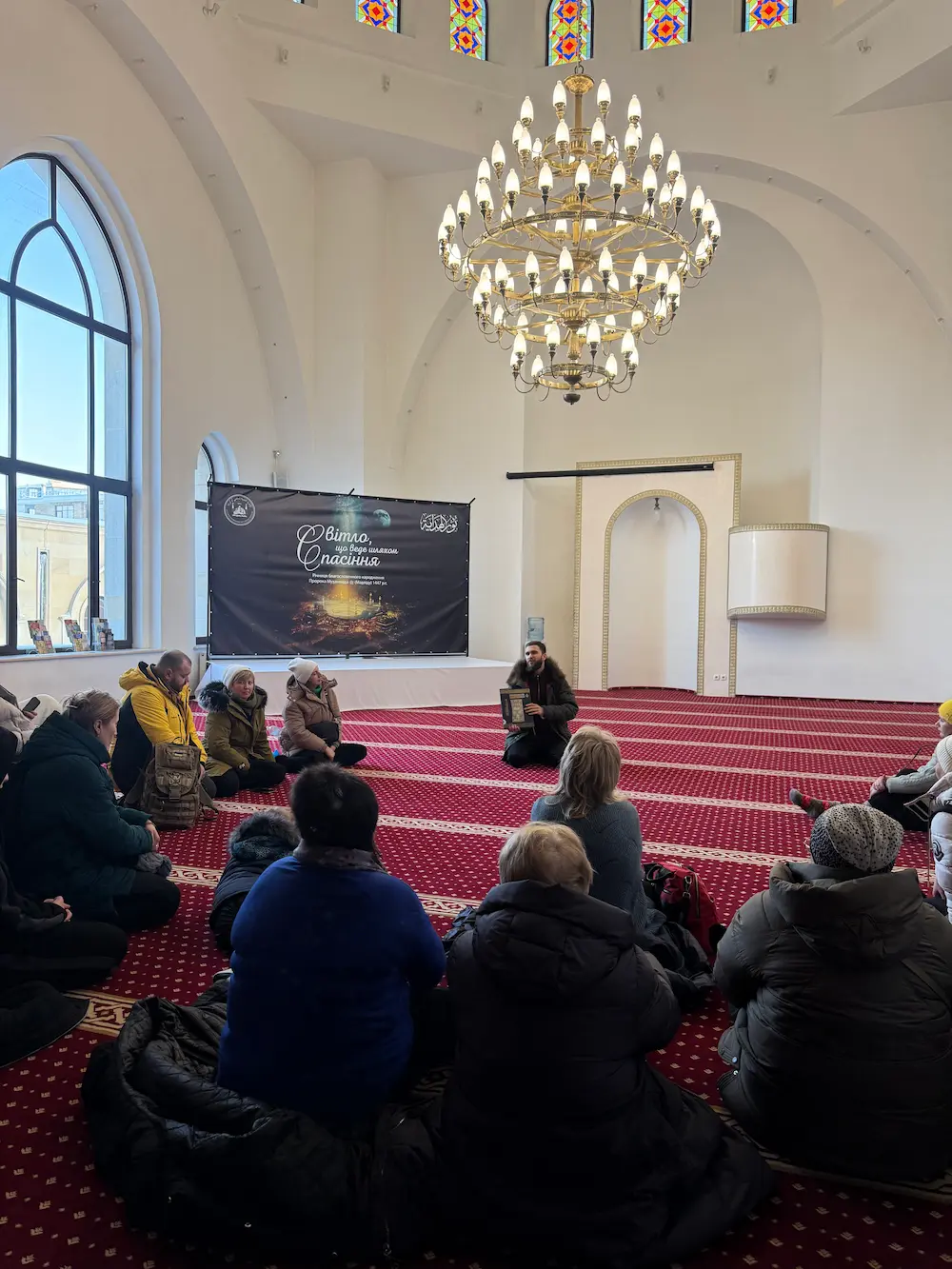 До Київської соборної мечеті «ар-Рахма» на минулих вихідних завітала група відвідувачів із Черкащини 